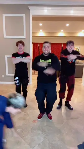 Are we tiktokers now? @coreyscherer @samgolbach @colbybrock @jakewebber9