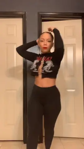 #forehead #foreheadchallenge #swolemode gotta go 🏃🏻‍♀️