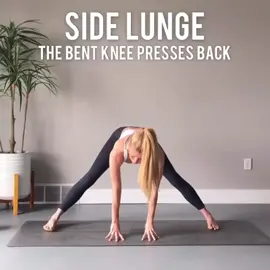 Side lunges#yoga #flexibilitytraining