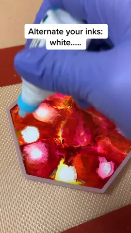 How to use acrylic inks in epoxy 🔥✨ #artistsoftiktok #acrylicink #diyproject #epoxy