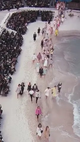 Let’s go to the (Chanel) Beach 🏝 #chanel #Runway #fashion #fyp #style #trending #model #catwalk #Love #cocochanel #Summer