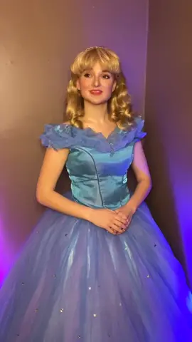 Cinderella’s thoughts at the ball 💙✨ #cinderella #cinderellacosplay #disneycosplay #cinderella2015
