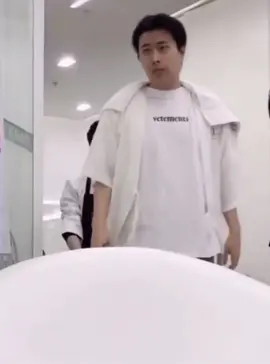 依然真正想念他的，还有几个？#卢本伟牛逼 #卢本伟 #卢姥爷 #热门