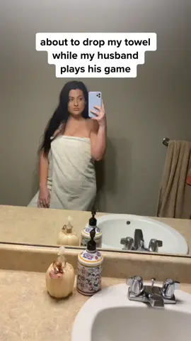 Watch his reaction at the end.....🥴#toweldropchallenge #toweldrop #nakeychallenge #walkinfrontofyourman #couplecomedy #fyp #ballwithmybros
