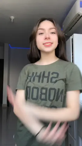 feliz pascuaaa🐣💛#fyp #parati #foryourpage #xyzbca #foryou #viral #dance