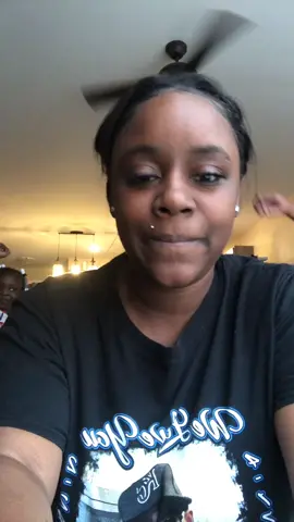 She think she can dance better then her Tt .. lol #Share 🙂