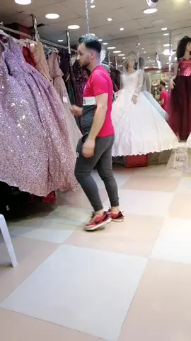 بدلة مهر وردي بولك موجودين يوميا منوال9صباحا لل1ظهر موصل سوق النبي عمارة مكة مول الطابق الثاني ازياء الوردة البيضاء للعرائس