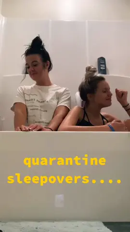 #stayhomestaystrong #loungewear #collegememories #voiceover #keepingbusy #foryoupage #fyp