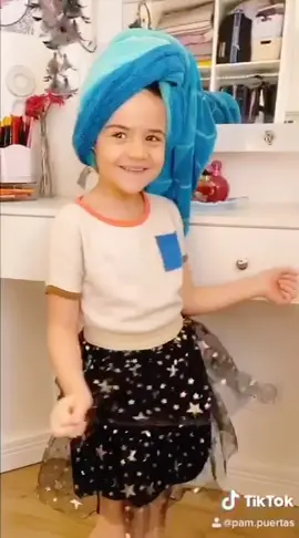 Bora se arrumar com a Mimi? Olha q princesa vaidosa 😍😍 #foryou #fyp #transformation #getthelook #geraçãotiktok #viral #beleza