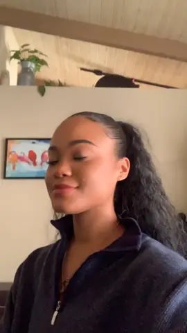 #greenscreen #greenscreenvideo not really the same thing but oh well hahah #fyp #foryoupage #foryou