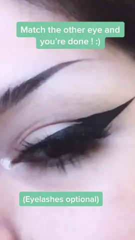 xtra sharp eyeliner for hooded eyes ✨sorry if it’s fast this is my first time doing something like this #fyp #foryou #makeup #eyes  #retro #vintage