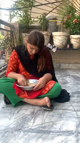 Maa ki dua or mehnat jeevan ko jannat bana deti hai❤️🙏#viral #motivation #emotional #foryou #gharbaithoindia @tiktok_india @sunny_kalra55