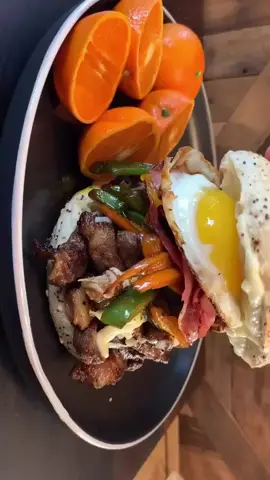 #YolkPorn #Breakfast #sammich! #steak & #egg #morning vibe! Cheers #fyp #fy
