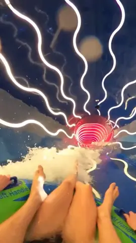 #alpamare #kingcone #waterslide #king #cone #funnel #water #slide #switzerland #schweiz #swiss #gopro #pov #kegel #tube #fürdich #foryou #fyp #fy