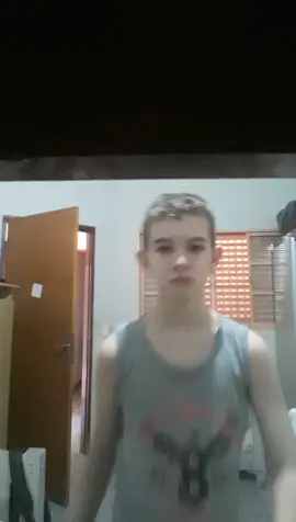 #seguidores gente nao ficou muito bom mas é oq da pra fazer com o tempo vai ficar melhor  comenta su a idade