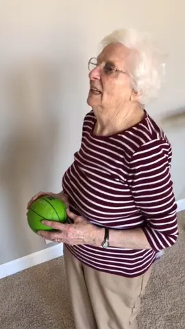 Happy 420 😂 I’m still laughing so hard at this! 💨 #hoopsathome #funny #fyp