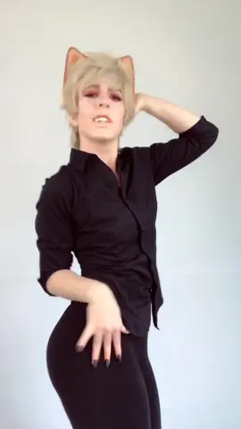 I’ve just been in a dancing mood lately. What do you think of it? Dance by @venustea.cosplay #katsukibakugou