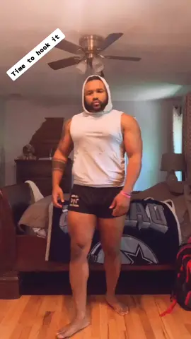 I had to do it!! #captainhookchallenge #megthestallion #myskinandme #foryou #foryoupage #viral #PlayWithLife #rugbyboycheck #thickchallenge
