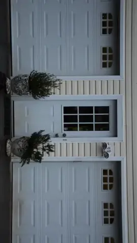 Turn your phone sideways. #keepingbusy #workdistractions