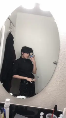 This audio is horrid but that fit is on its way to uptown funk ur binch