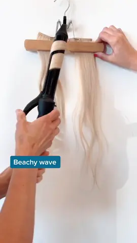 How to use your curling iron 3 different ways 🤩 #easycurls #beachywaves #fyp #foryou #foryoupage #bouncycurls #mermaidwaves #wavetutorial #curls