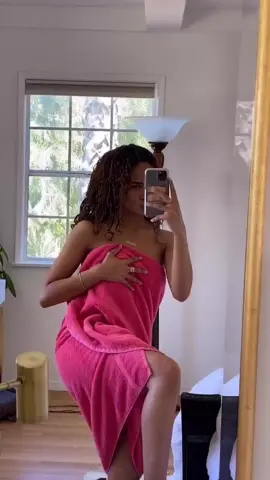 the one where i dropped my towel 🤦🏽‍♀️