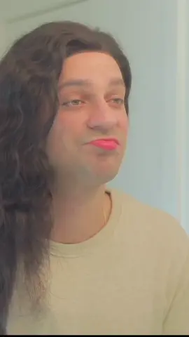 Chicks right now! 😂 Full video here https://youtu.be/j9neVbLt6A0 #PatDLucky 🍀