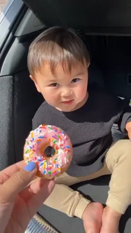 Just like his dada - this boy loves them donuts 🙃 #food #Foodie #fyp #donuts #foryou #foryoupage #eating #toddler #quarantine #funny #cute #baby