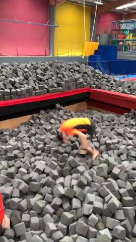 time to clean the second foam pit! final sock count: 55 #fyp #justdidabadthing #trampoline #covid19 #australia