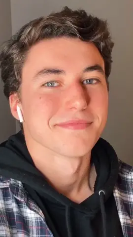 #pov We’re in class and you asked what kinda music I listen to #devincaherly #fyp #foryou