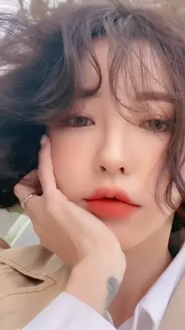 오늘도 예쁜머리 감사해요 @차홍룸 삼성점 장재희 💆🏻‍♀️💞#beuty #makeup #dailymakeup #hairstyle #foryou #뷰티 #메이크업 #데일리메이크업 #단발스타일 #추천 #단발펌 #단발 #차홍룸삼성점장재희