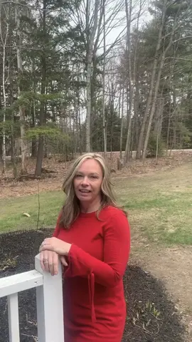 my mom needed a video for work.. this is sending me into orbit #fyp LOOK AT HER HANDS ON THE RAILING