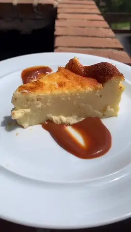 Tarta de queso “La Viña” (más detalles y recetas en mi IG) 🤗 ¿os gusta la tarta de queso? #cheesecake  #cocina #recetafacil #cuarentena #postres