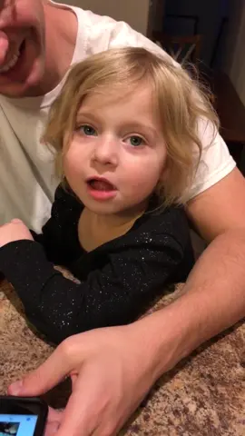 “Chewing gum” @mileymurt61