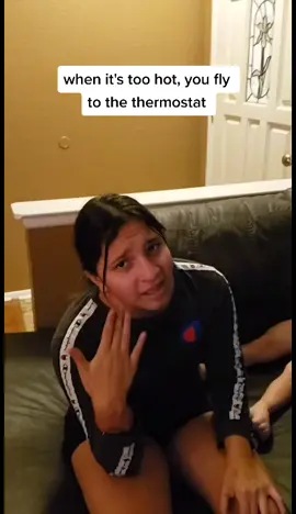 #neverfitin we tried .. 🤣🤣 #flychallange  #totalfail  #tiktokchallenge #dontletthisflop #fyp #quarantinelife #ShowMeYourWalk #wetried  @iitsjazmin