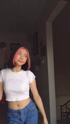 sumpah ini gue lirik kanan kiri jaga2 takut ke gap tetangga :(