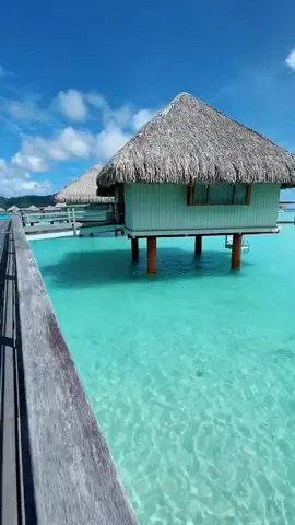 🌈If you could travel anywere in the world today, Where would you go? 🌎🏝⛰ #travel #amazing  #fyp  #borabora #viral #paradise #beach #tiktok