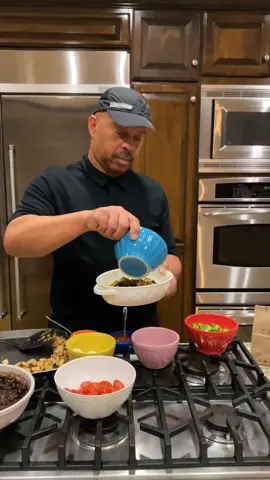 if only i could have chipotle everyday... 🥺 @chipotle #ChipotleSponsorMe #contest (instagram @wheres_mia)