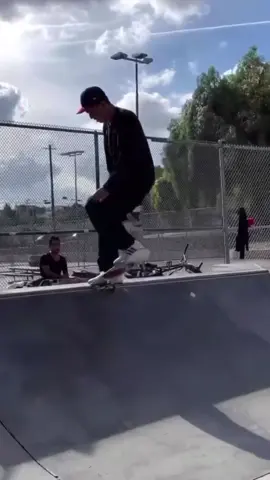 Diego Najera 🛹 filmed by @kevperez_ #skate #Skateboarding #sk8