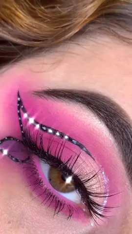 Guess I’m just a play date to you #fyp #4u #makeup #ShowMeYourWalk #spacethings  #eyemakeup