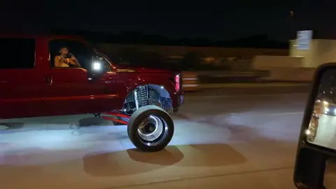 Cruising #foyoupage #foryou #foru #fyp #for #thatswhatilike #dontflop #florida #truck #trucks #liftedtrucks #lifted #clean #f250 #red