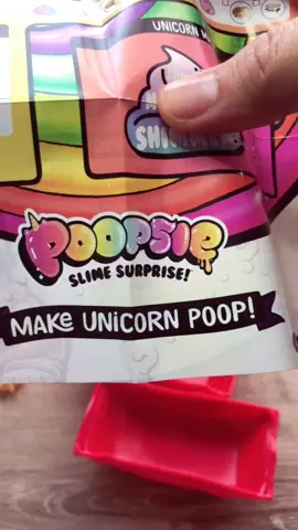 Part 3🦄 #fyp #foryou #foryoupage #poopsie #slime #poopsieslimesurprise #glitter #poopsieslime #rainbow #skittles  #hapoyathome #onecommunity