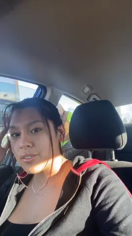 Getting hit on gone wrong😣😂 @papi_jaysun  #latinalife #hispanicsbelike #mexicanmeme #mexicana