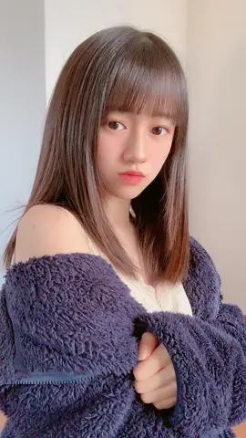 えっ。肩出してるのやだ？？？