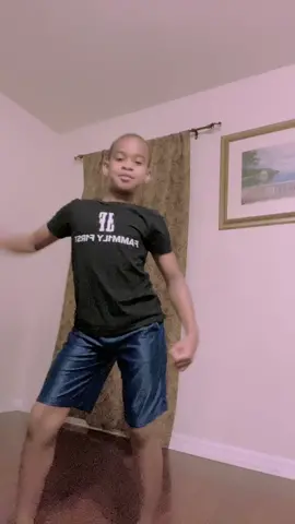 #dance #fun #funtimes #boymom #tiktokmom #funwithkid #foryou #lovebugseason #may5th #retailtherapy #mycrib #foryou #xycbaca #gogotomago #ScoobDance