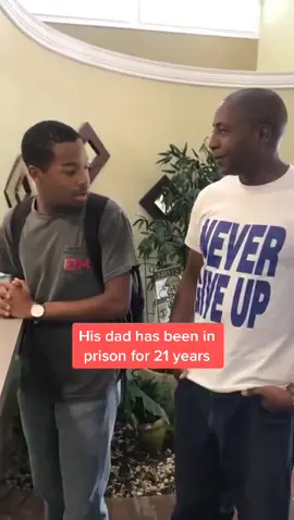 He couldn’t believe his dad was HOME ❤️ #Love #family #amazing #shoutoutot (via fox & rob/YT)