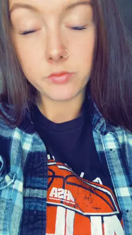 Blue eyes ❤️🙈