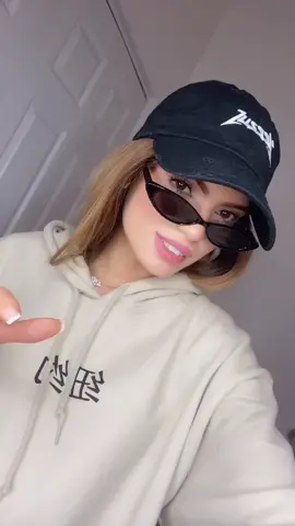 Amo los hoodies♥️ Comenta FLOW sin que te interrumpan 🤑  #parati #fyp
