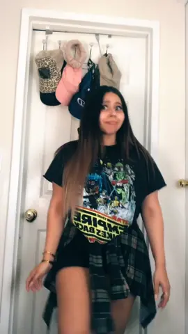 Realizing my mom bod can’t do this dance  🥴 #justforfun