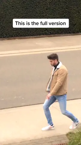 Go check out my instagram profile because I will be dropping some new pics soon :) #trend #dance #mood #akkevisbae